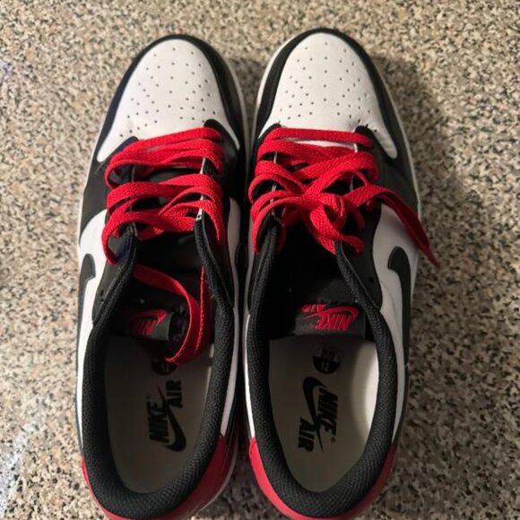 Nike Air Jordan 1 Low OG Black Toe 2023 Shoes CZ0790-106 - Picture 2 of 8